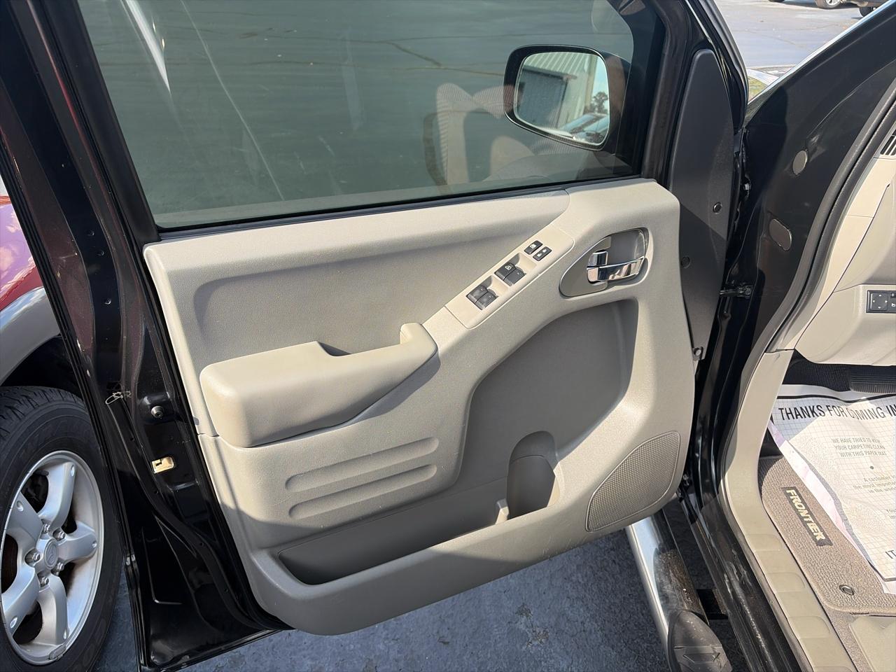 Nissan Frontier S Crew Cab 4WD 2020