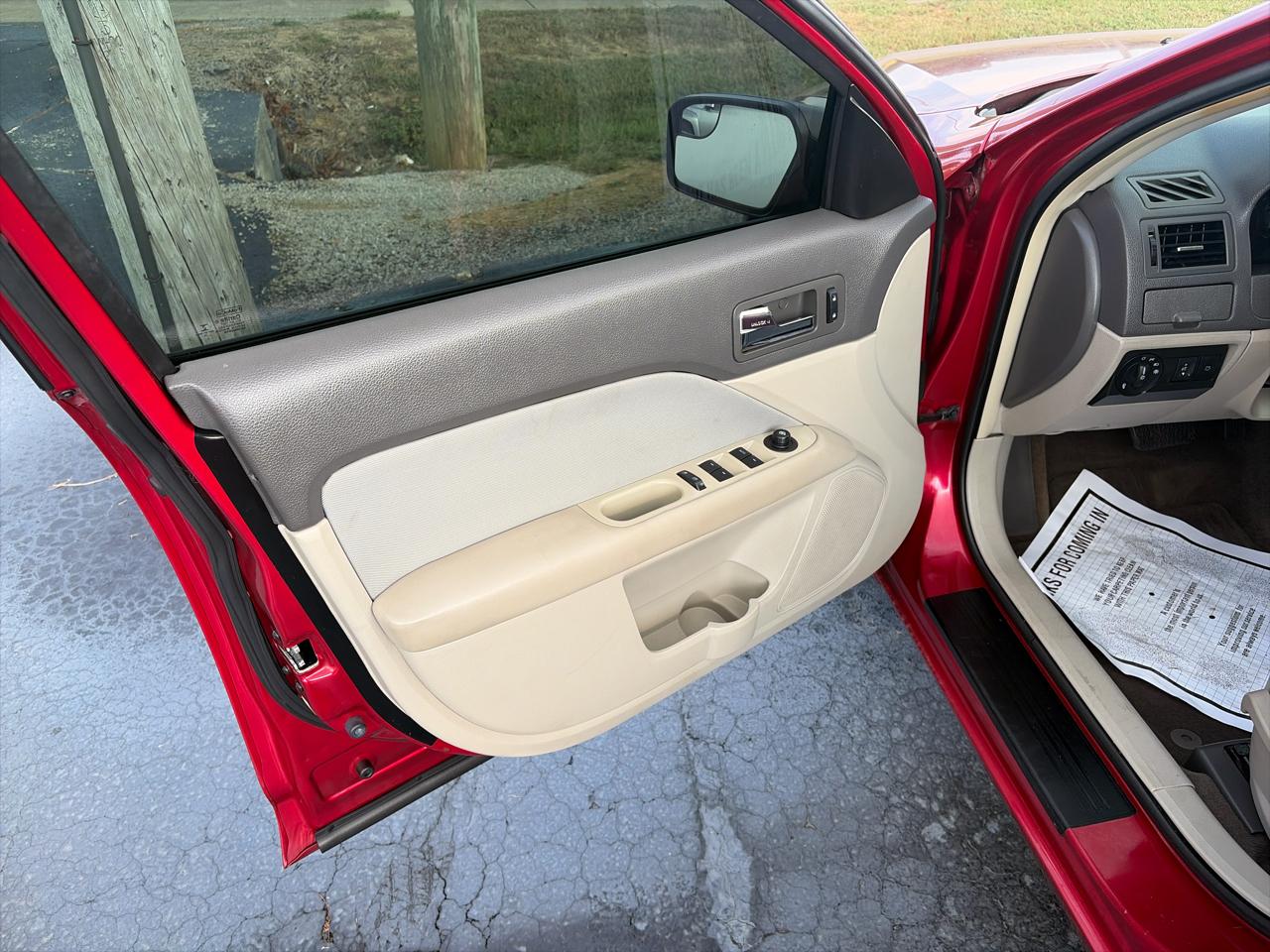 Ford Fusion S 2012