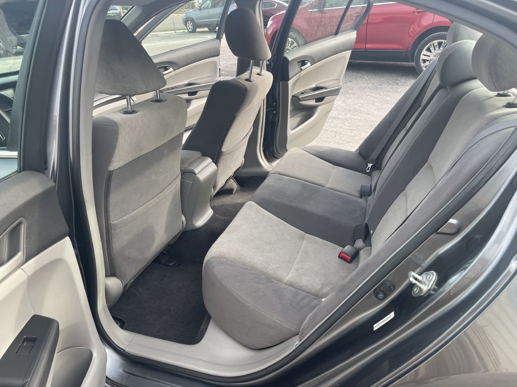 Honda Accord LX sedan AT 2008