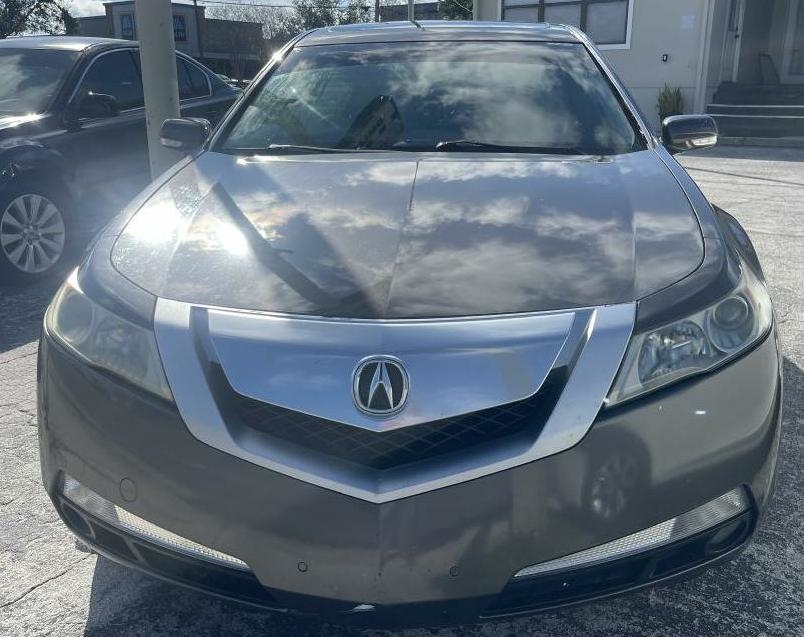 Acura TL 5-Speed AT 2010