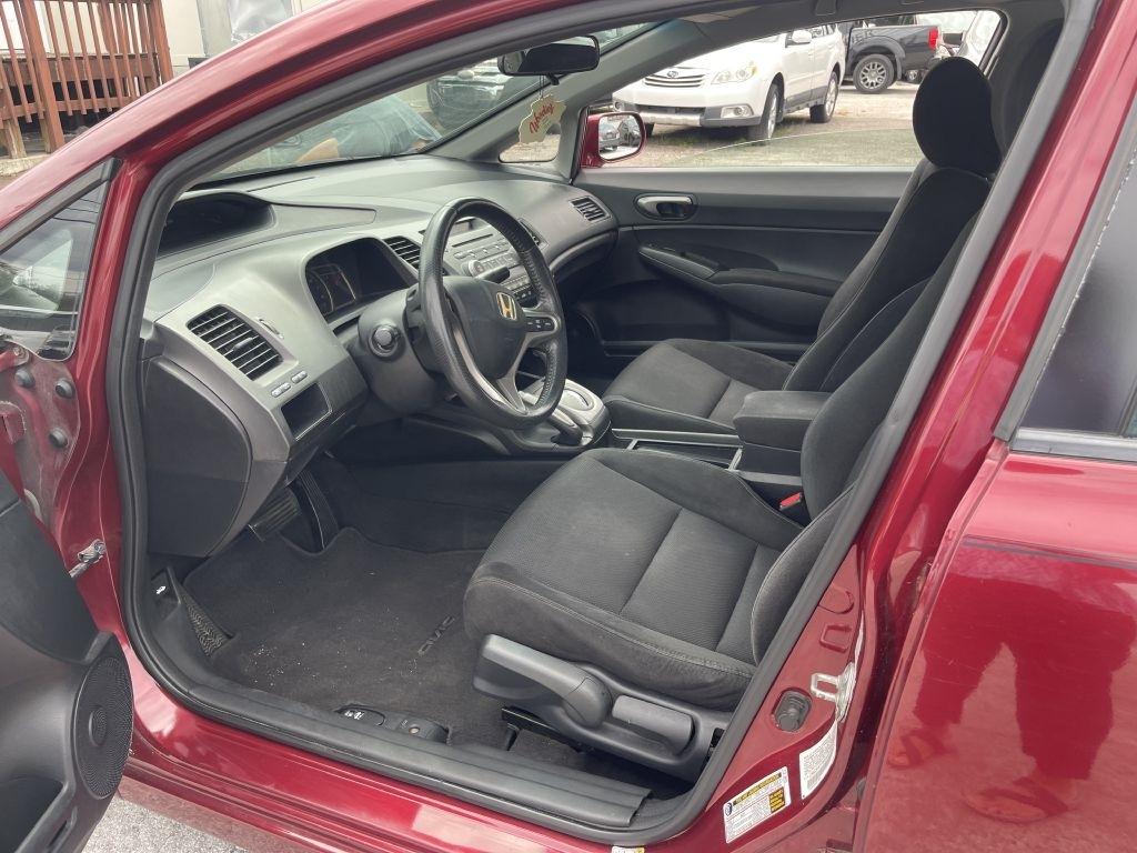 Honda Civic LX-S Sedan 5-Speed AT 2010