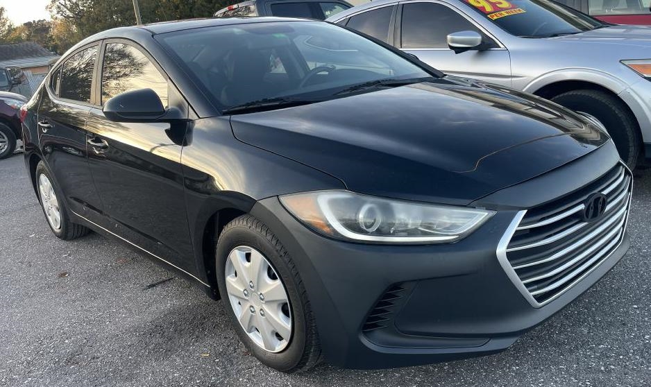 2017 Hyundai Elantra SE 6AT