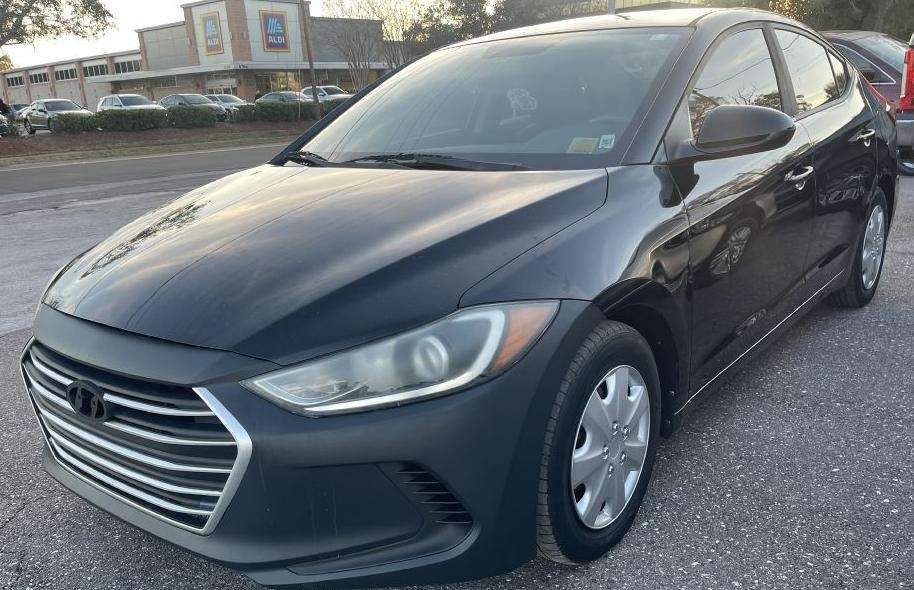 Hyundai Elantra SE 6AT 2017