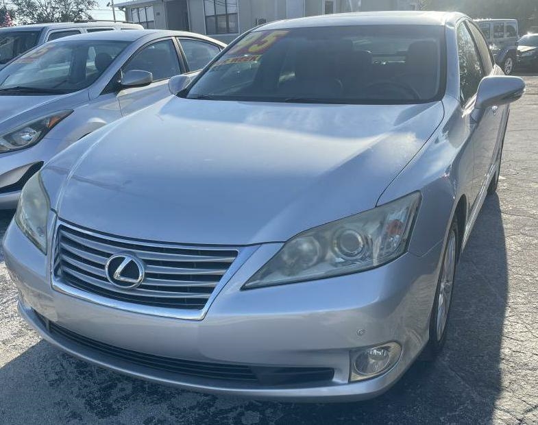 Lexus ES 350 Sedan 2010
