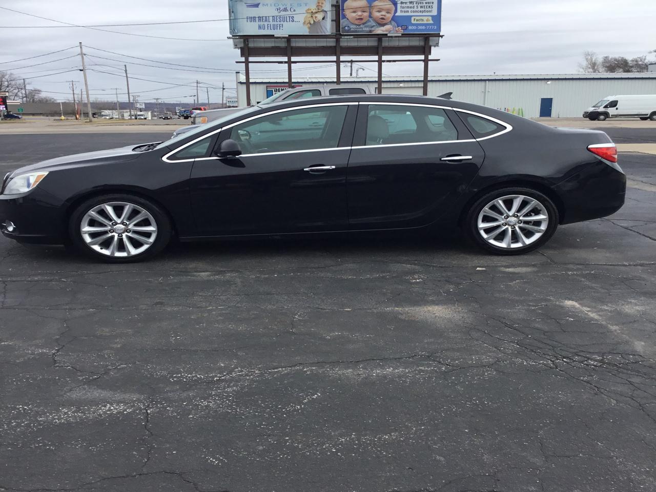 Buick Verano Base 2013