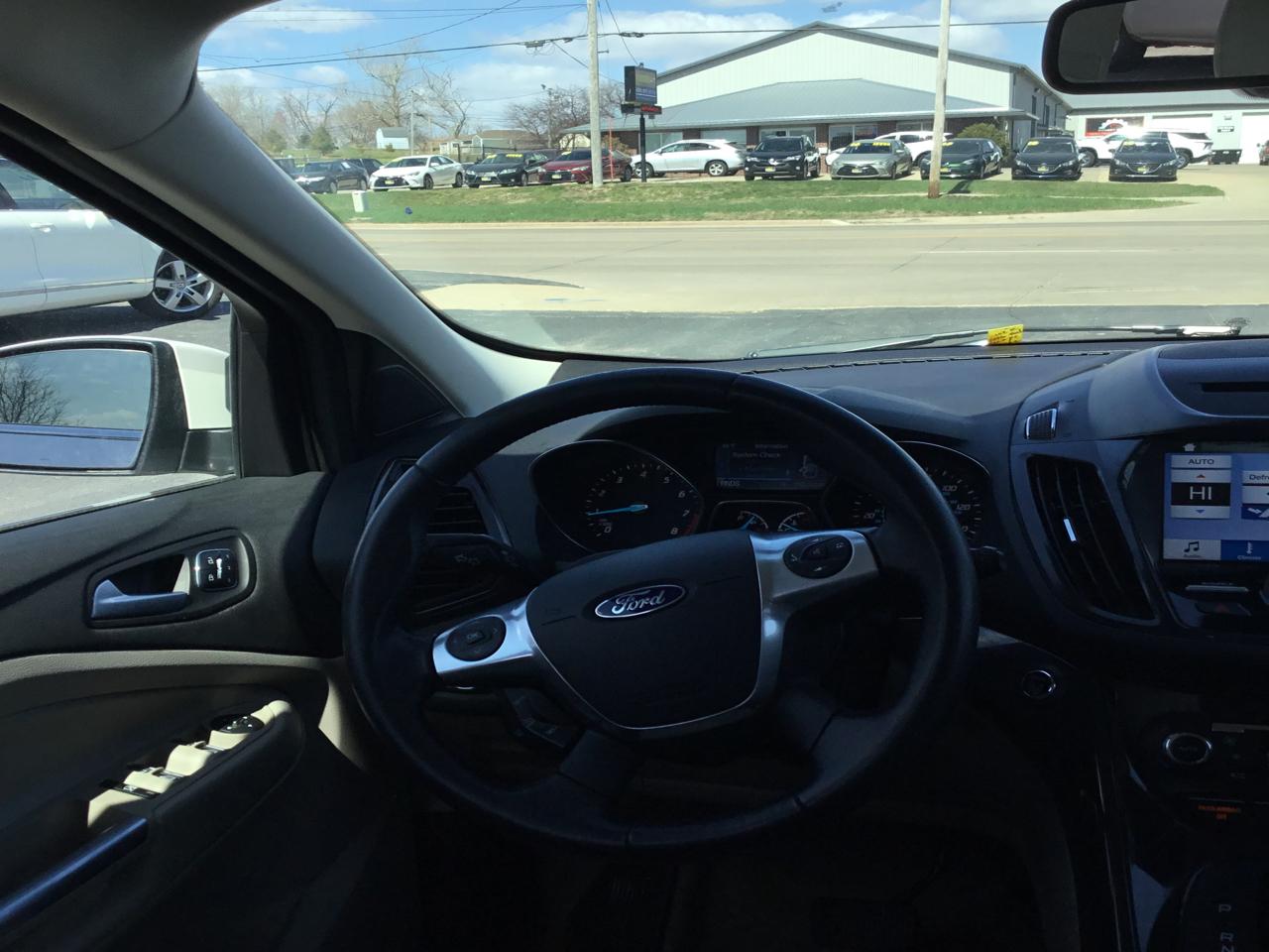 Ford Escape Titanium 4WD 2016