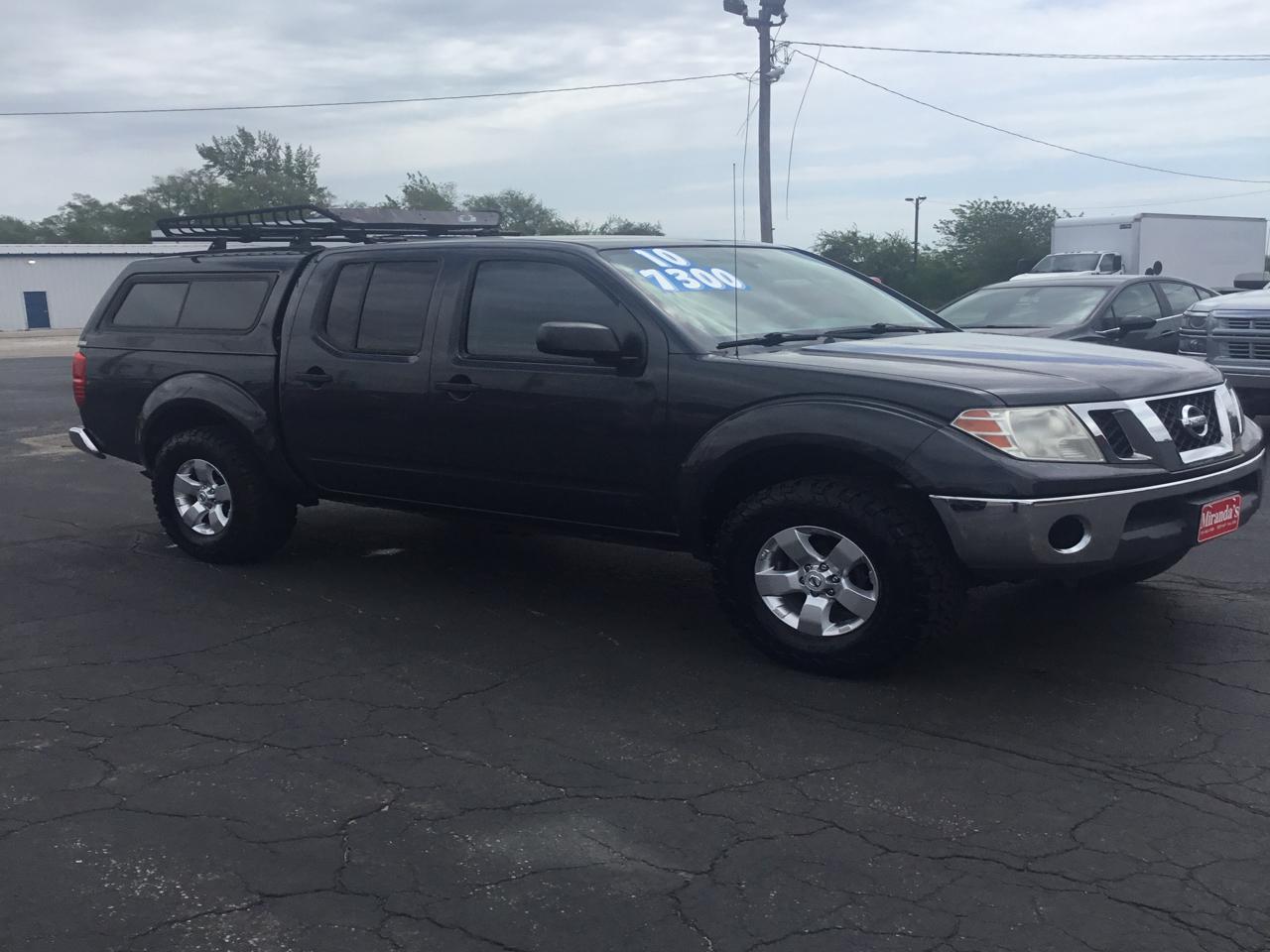 Nissan Frontier LE Crew Cab 4WD 2010