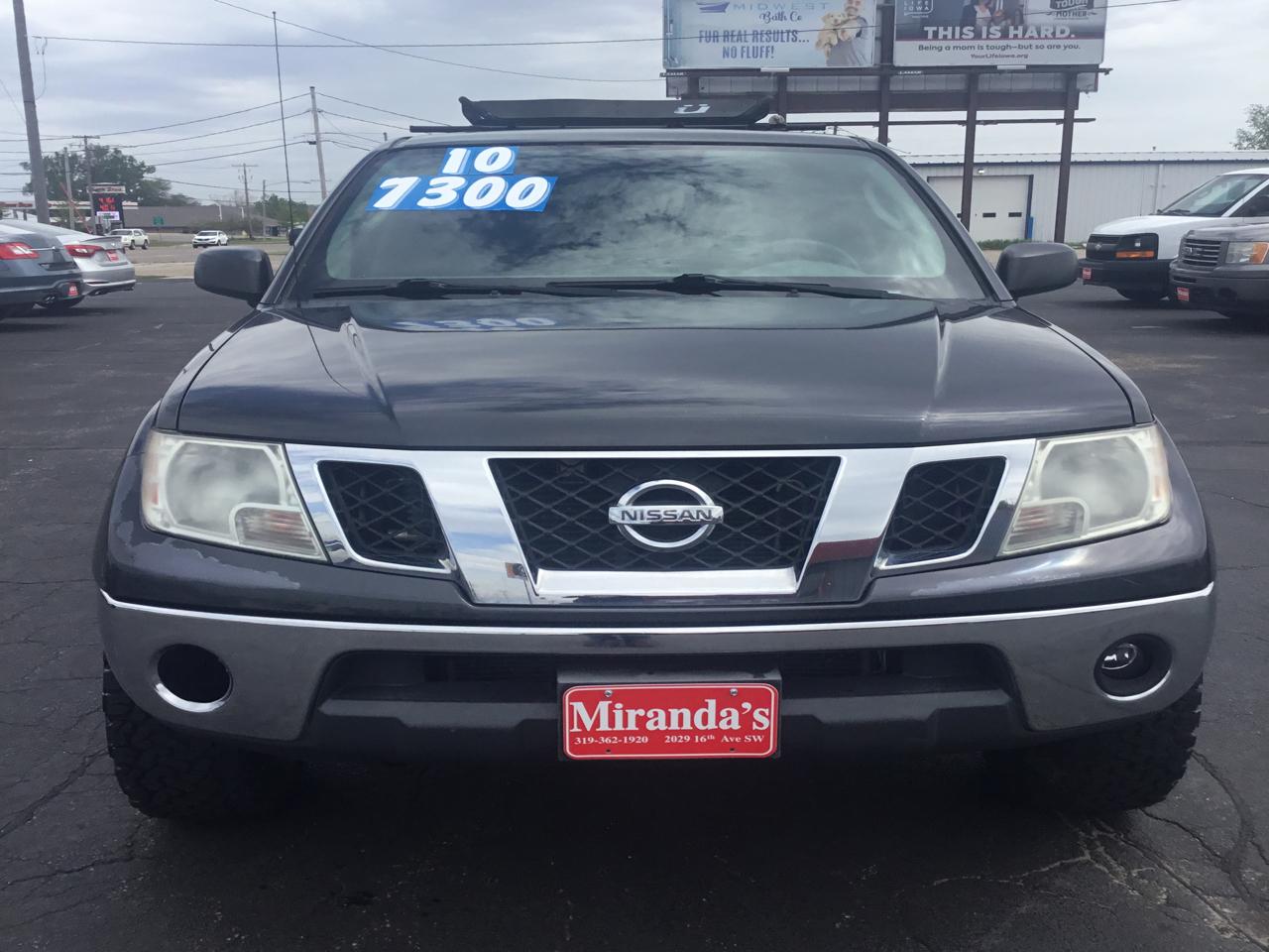 Nissan Frontier LE Crew Cab 4WD 2010