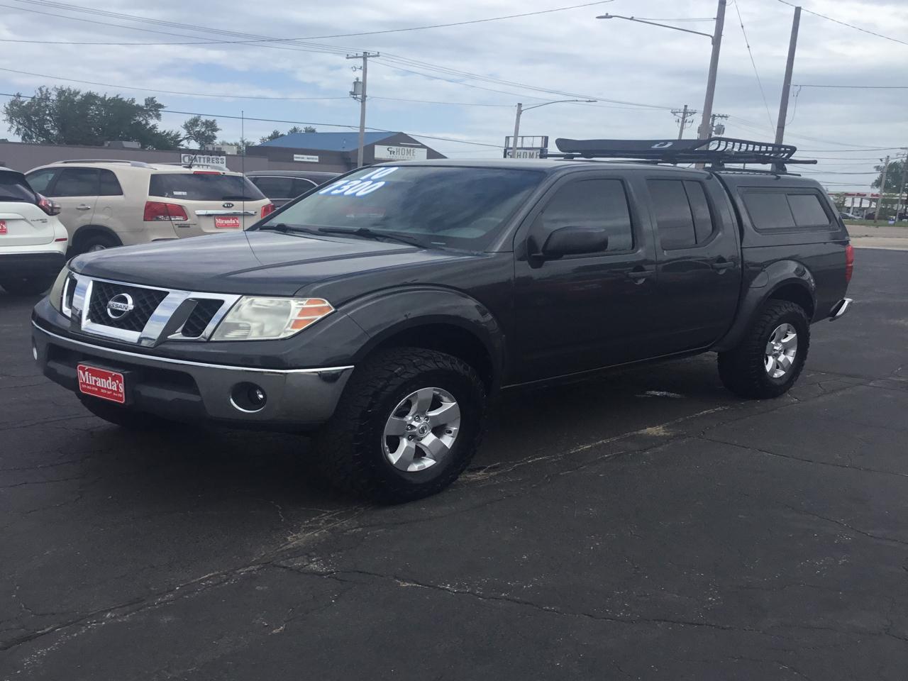 Nissan Frontier LE Crew Cab 4WD 2010