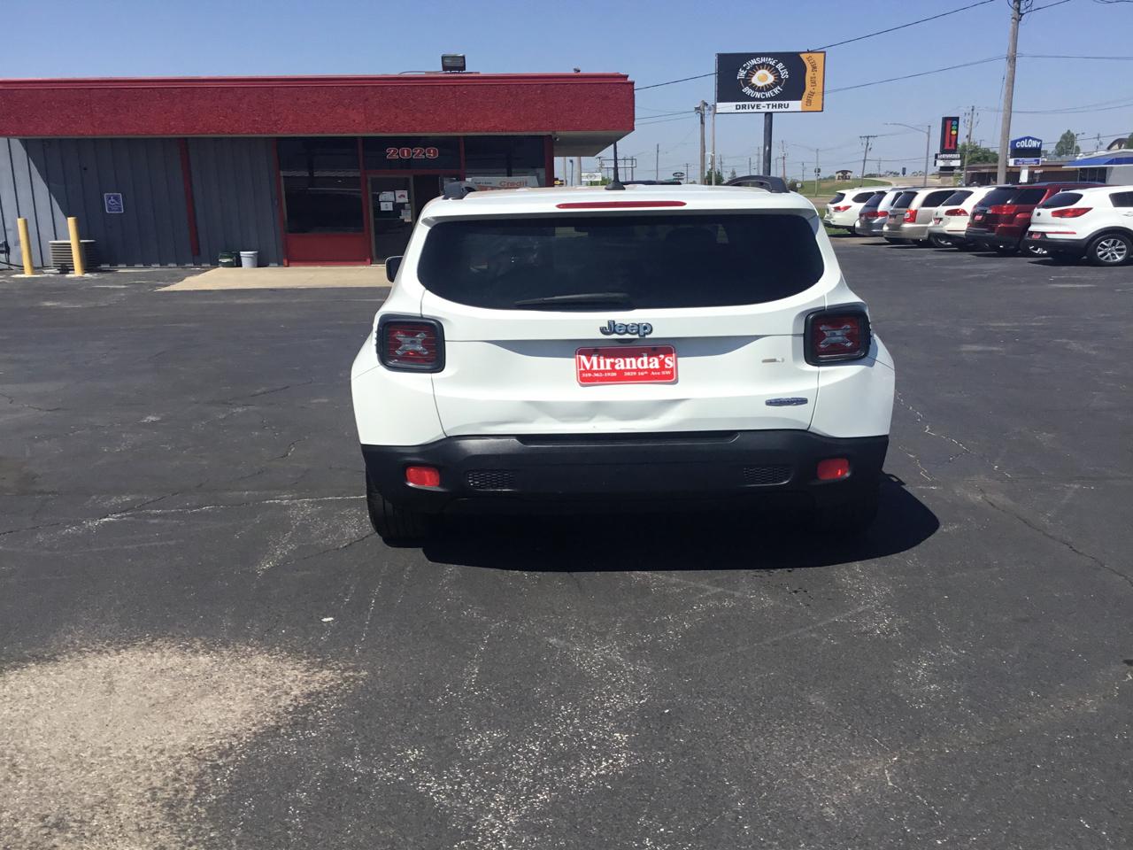 Jeep Renegade Latitude FWD 2017