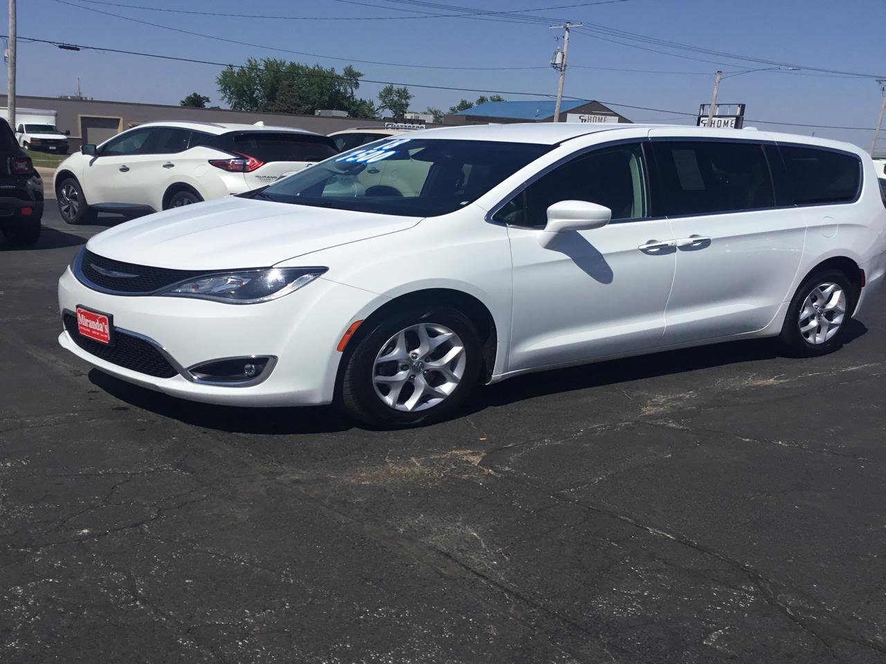 Chrysler Pacifica Touring Plus 2018