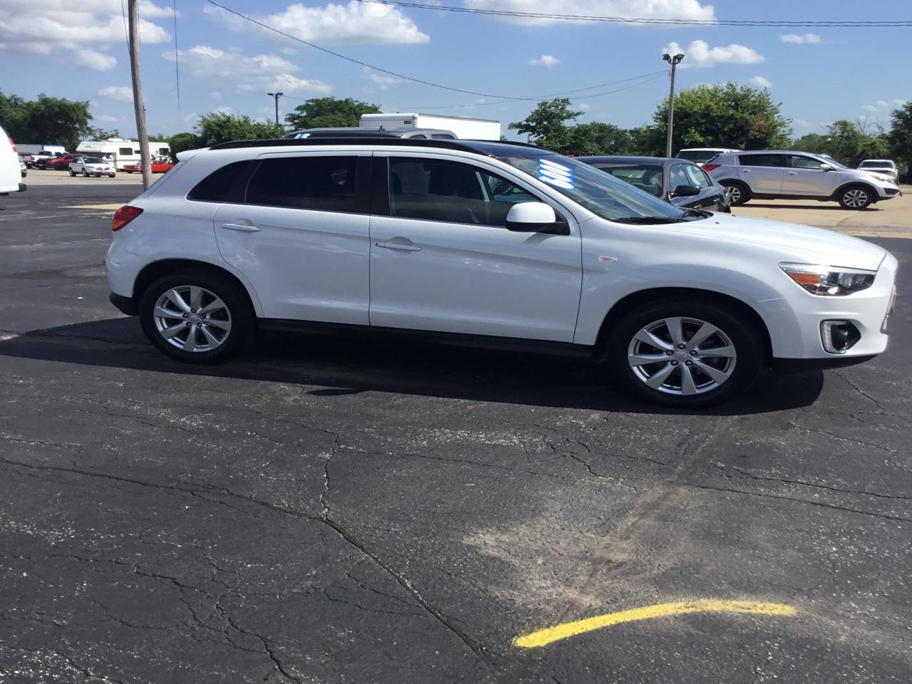 Mitsubishi Outlander Sport SE 2WD 2015