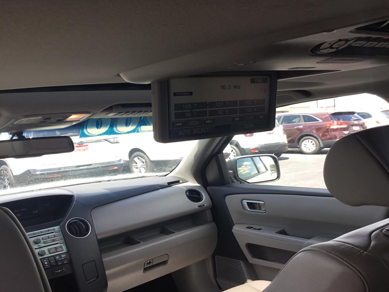 Honda Pilot EX-L 2WD 5-Spd AT with DVD 2010