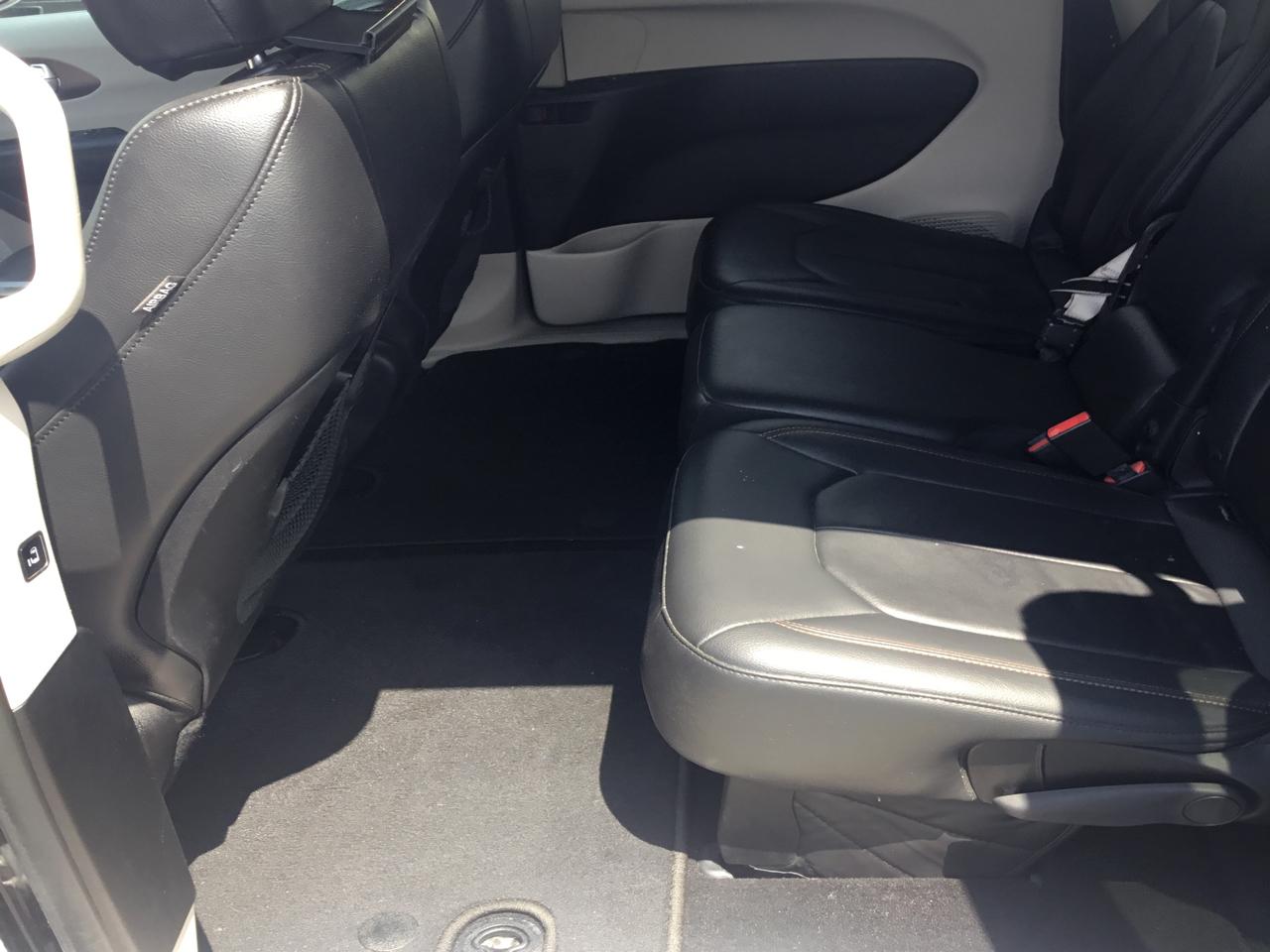 Chrysler Pacifica Touring-L 2017