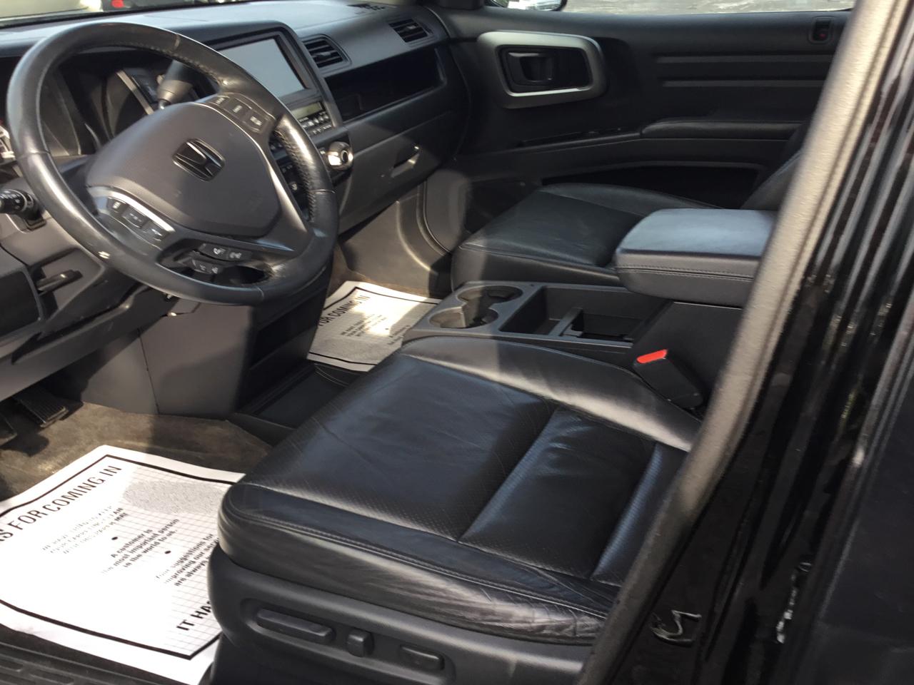 Honda Ridgeline RTL w/ Navigation 2011