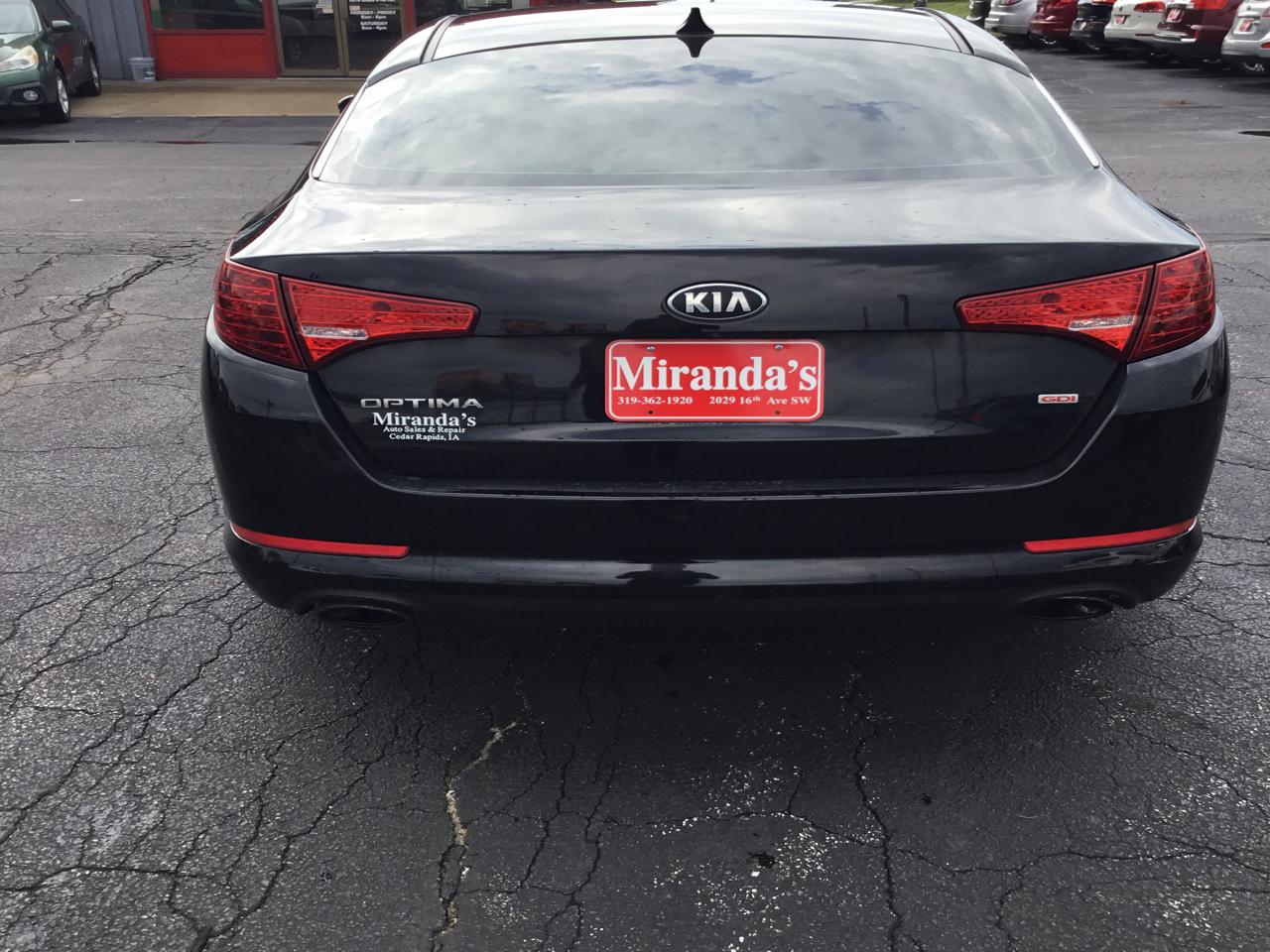 Kia Optima LX MT 2013