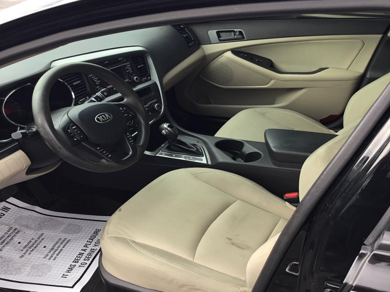 Kia Optima LX MT 2013