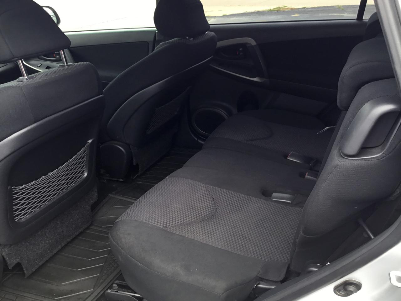 Toyota RAV4 Sport I4 4WD 2008