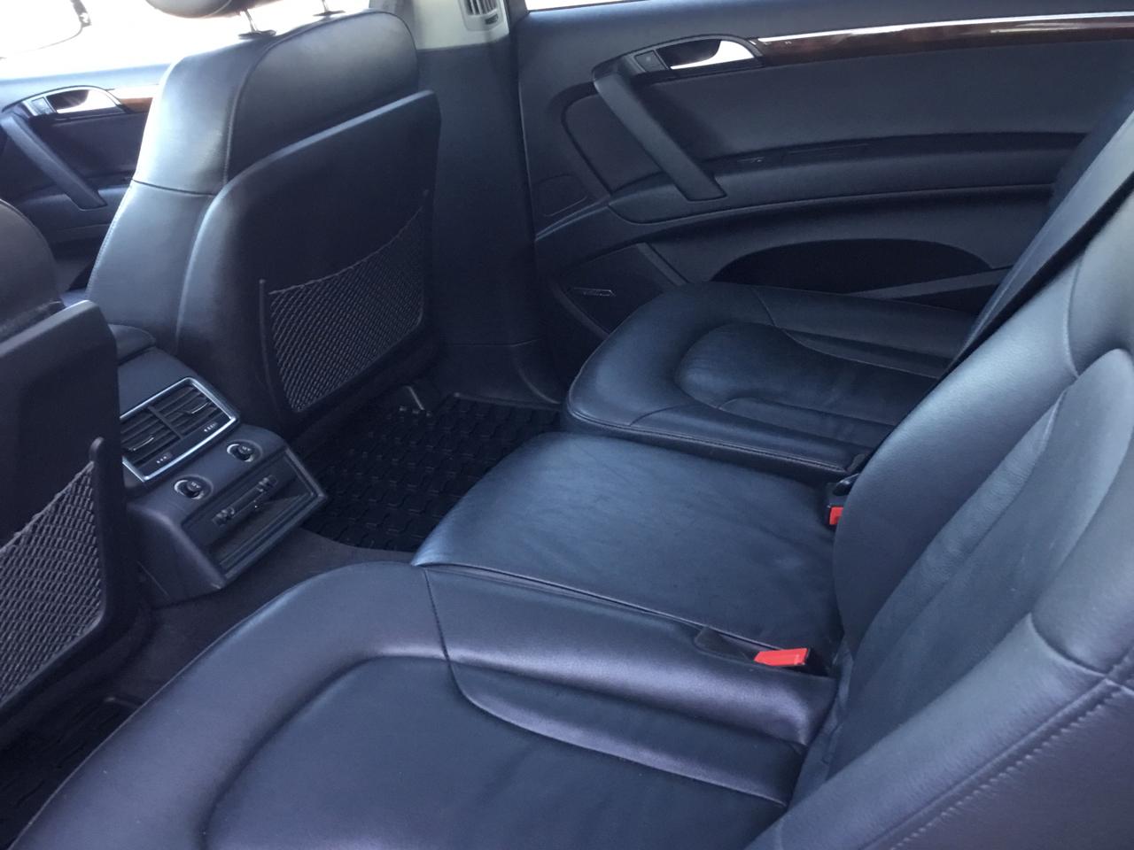 Audi Q7 3.0T Premium Plus quattro 2015