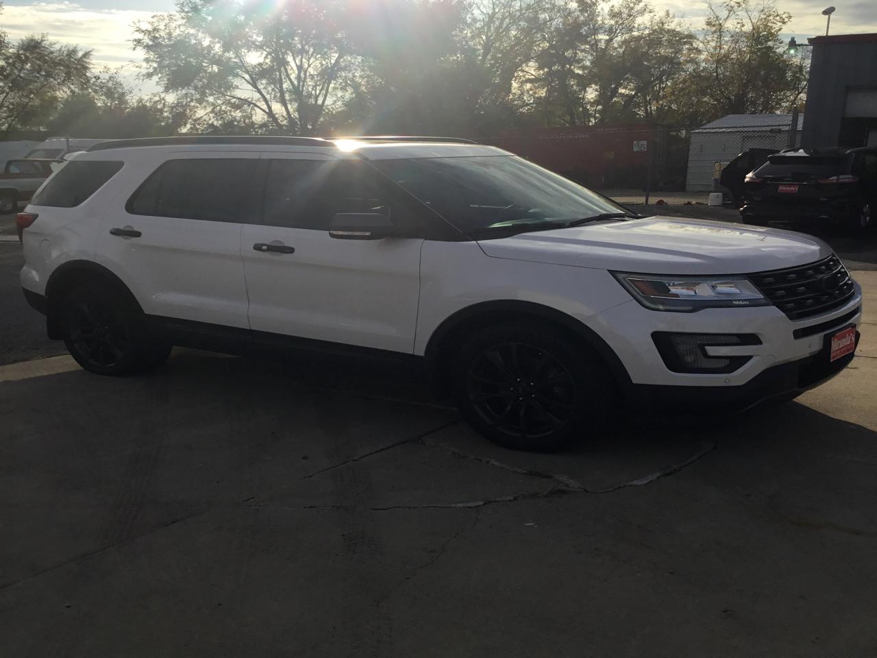 Ford Explorer XLT 4WD 2017