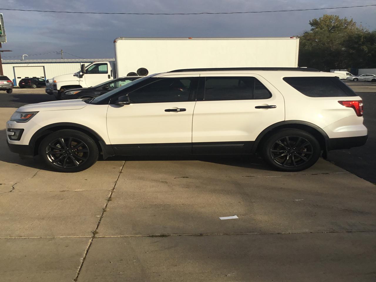 Ford Explorer XLT 4WD 2017