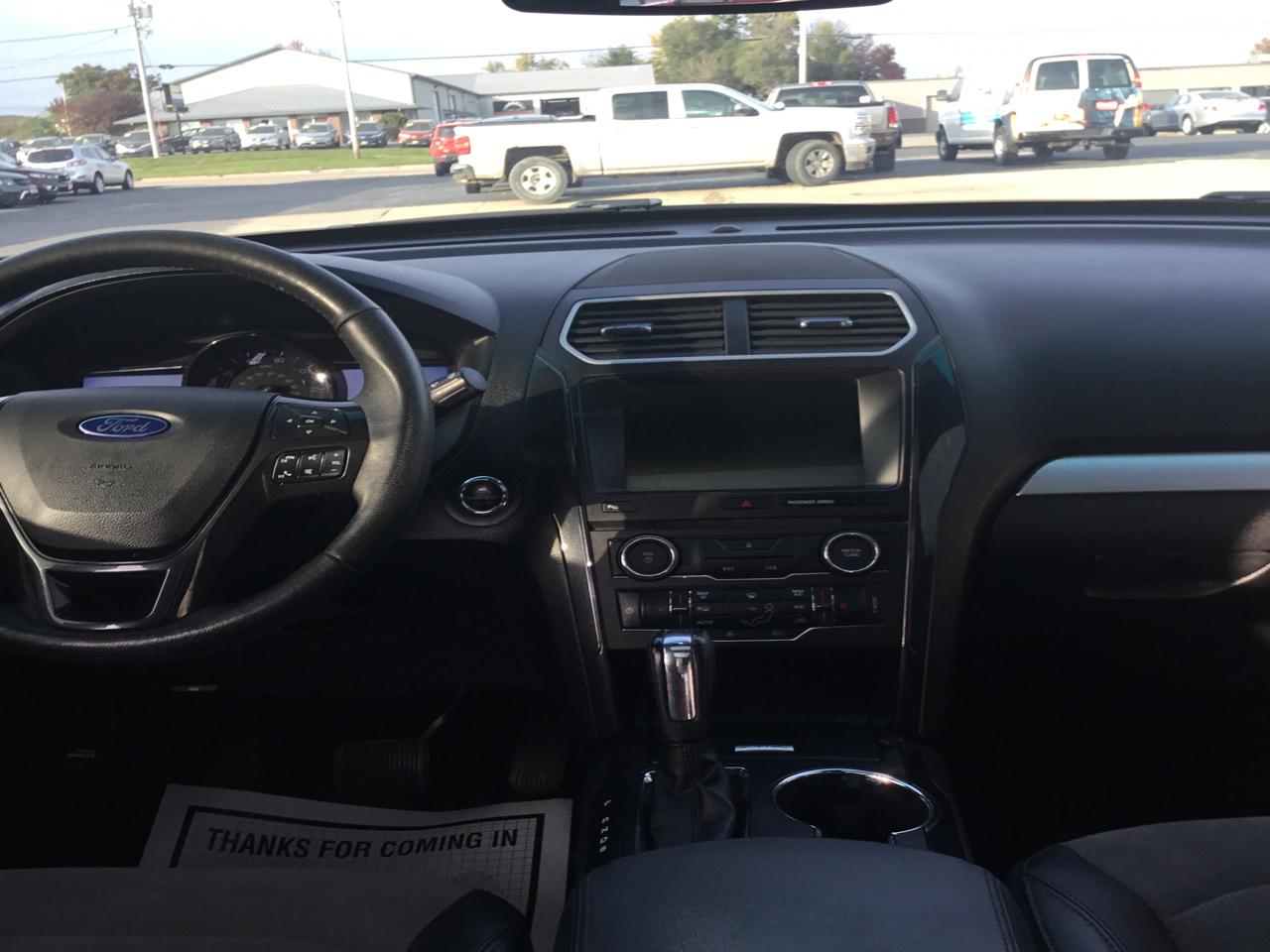Ford Explorer XLT 4WD 2017