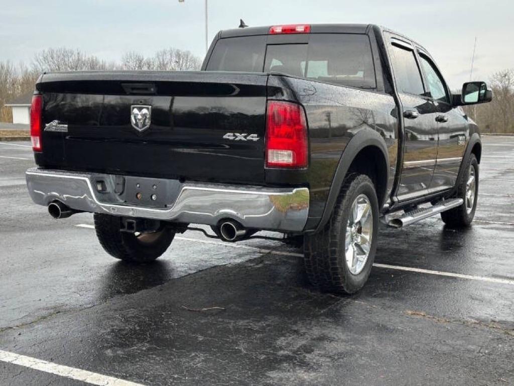 RAM 1500 4WD Crew Cab 140.5" Big Horn 2014