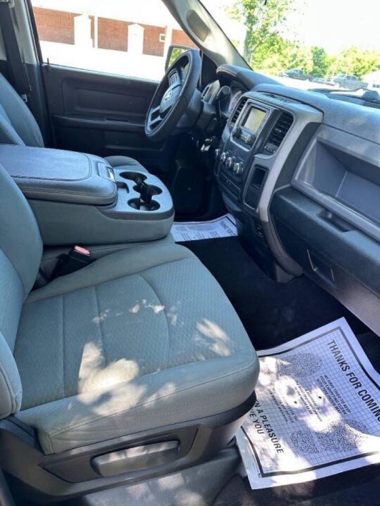 RAM 1500 4WD Quad Cab 140.5" Express 2014