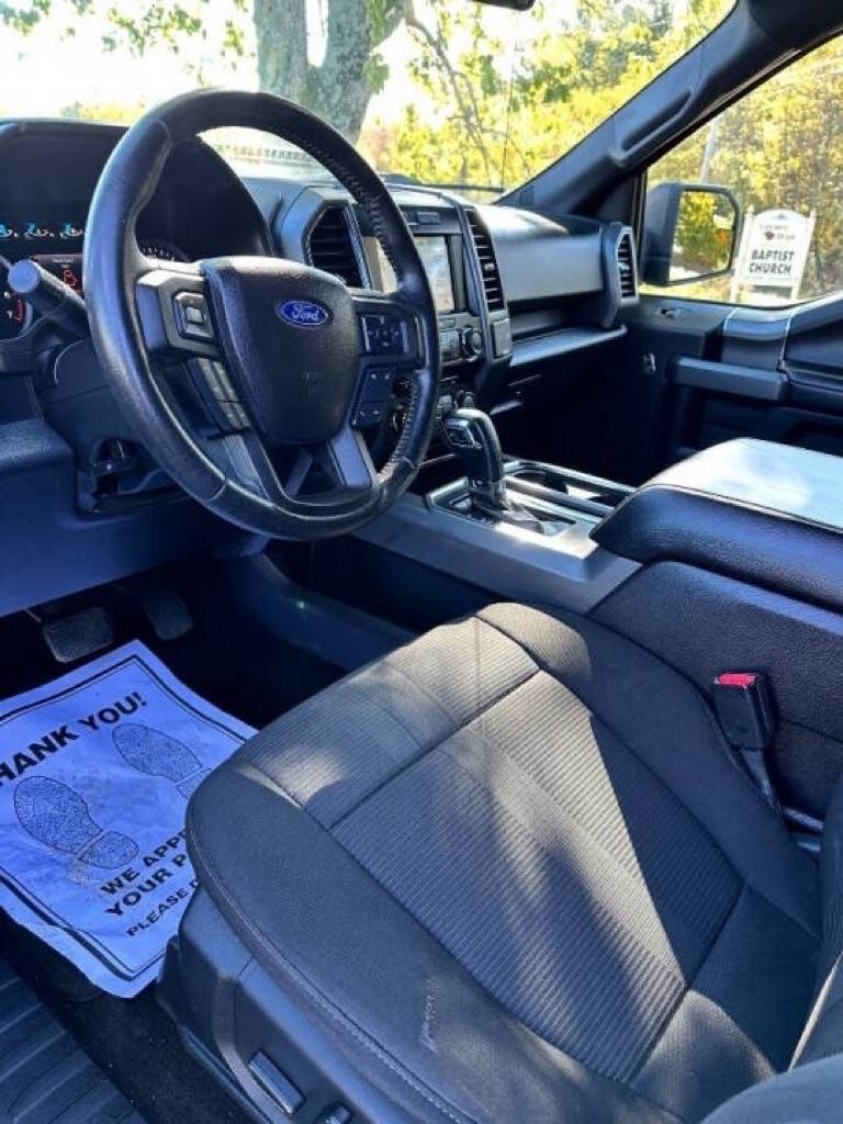 Ford F-150 XL 4WD SuperCrew 5.5' Box 2017