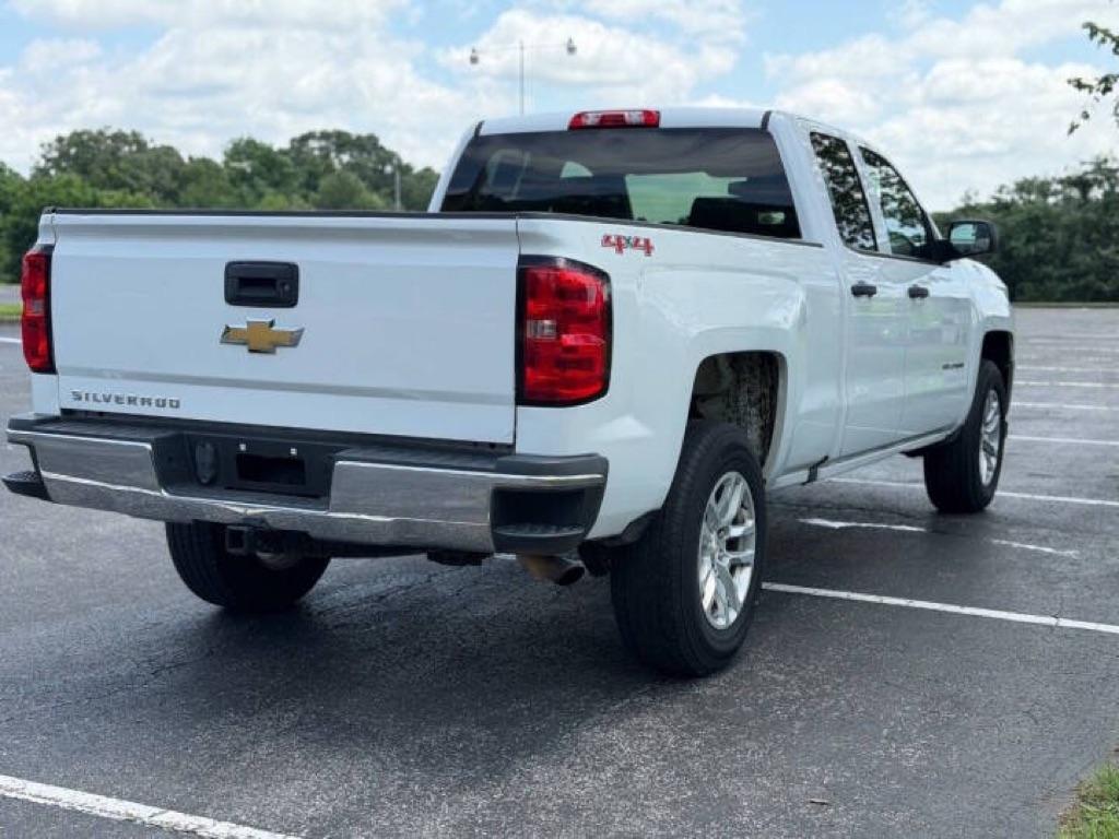 Chevrolet Silverado 1500 4WD Double Cab 143.5" LS 2017