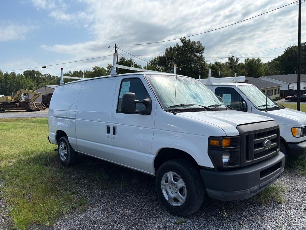 2011 Ford Econoline Cargo Van E-150 Commercial