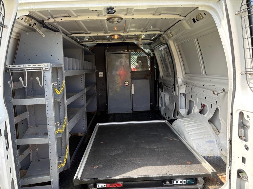 Ford Econoline Cargo Van E-150 Commercial 2011