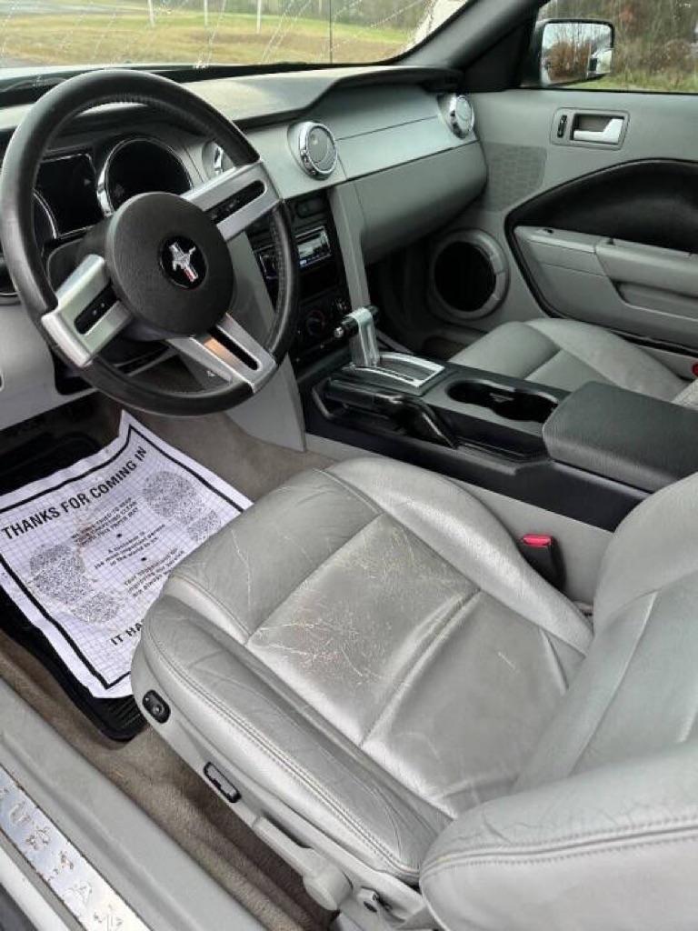 Ford Mustang 2dr Conv Standard 2006