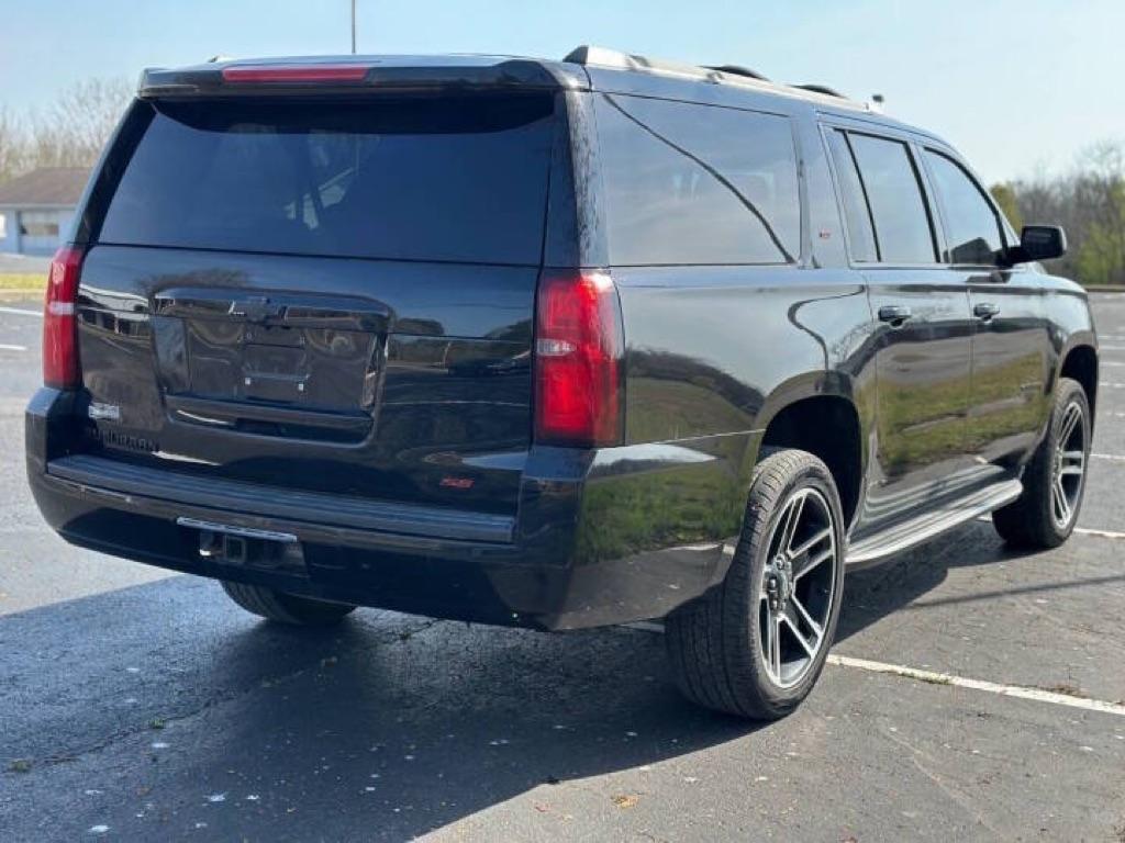 Chevrolet Suburban 4WD 4dr 1500 LT 2016