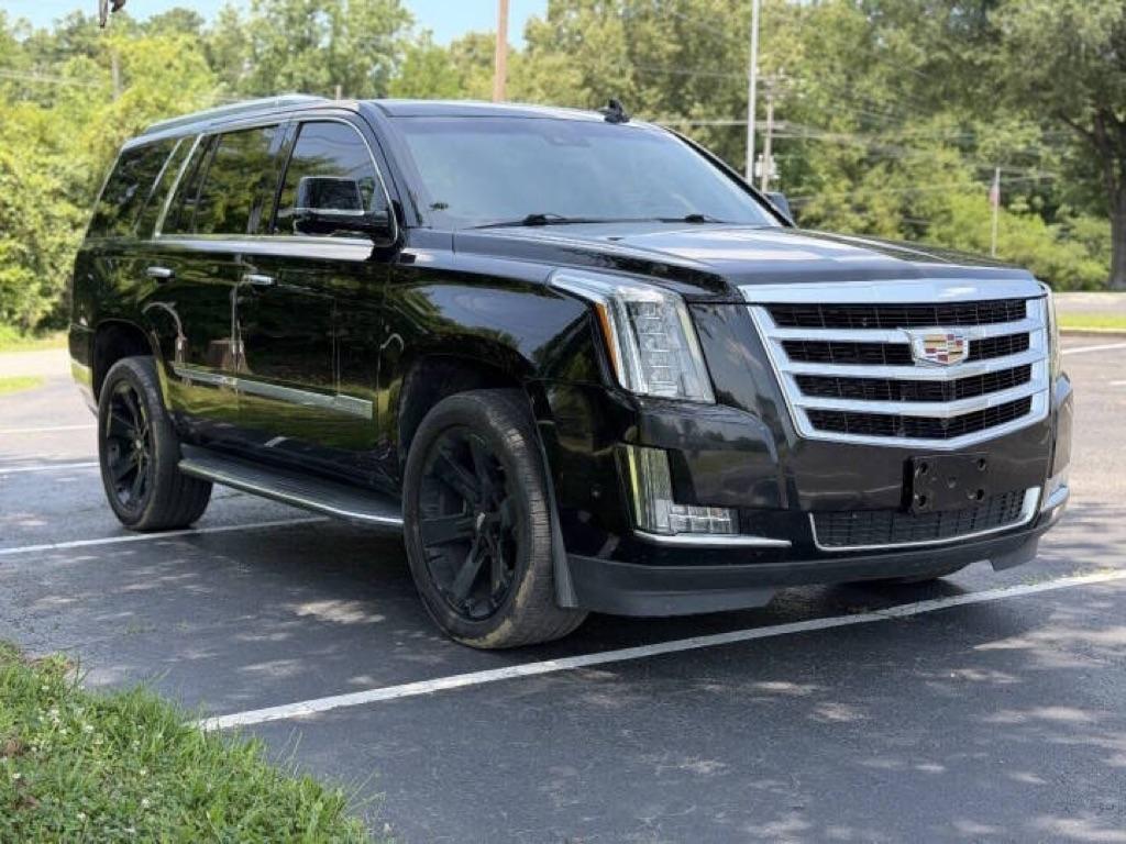 Cadillac Escalade 4WD 4dr Luxury 2018