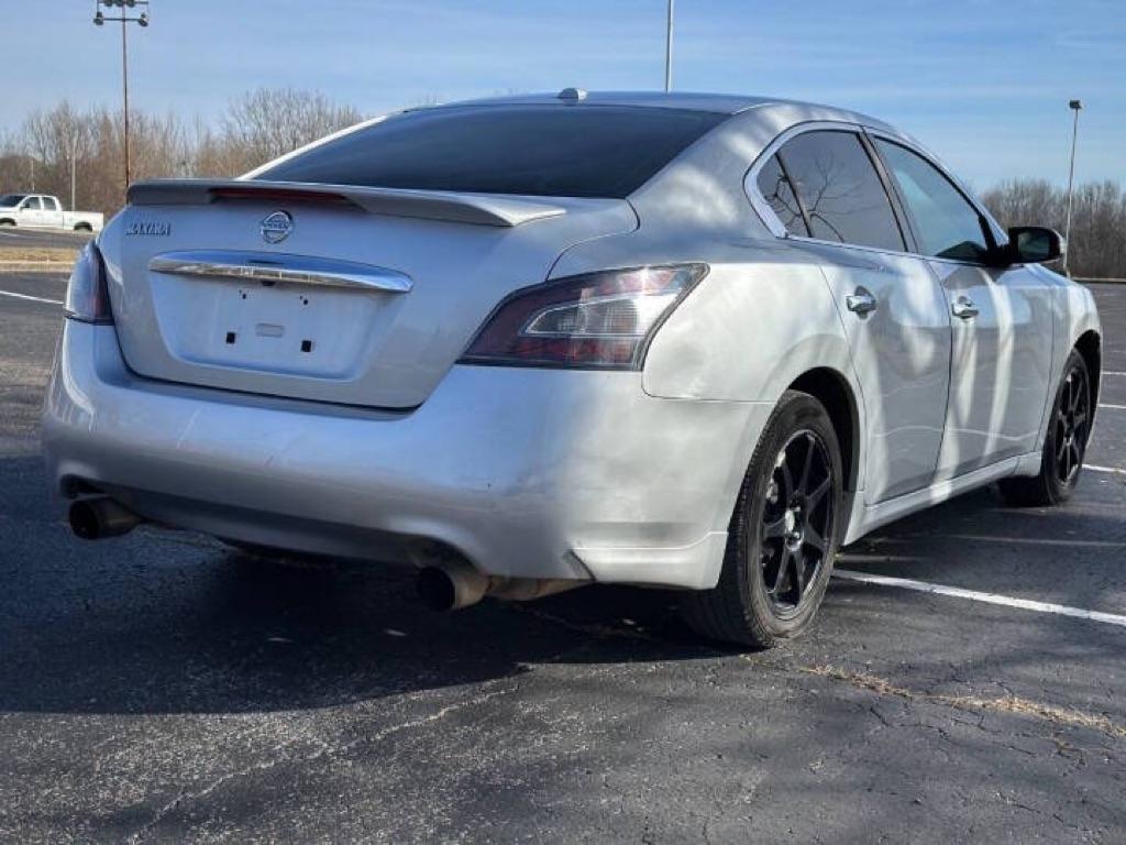 Nissan Maxima 4dr Sdn V6 CVT 3.5 SV w/Sport Pkg 2012