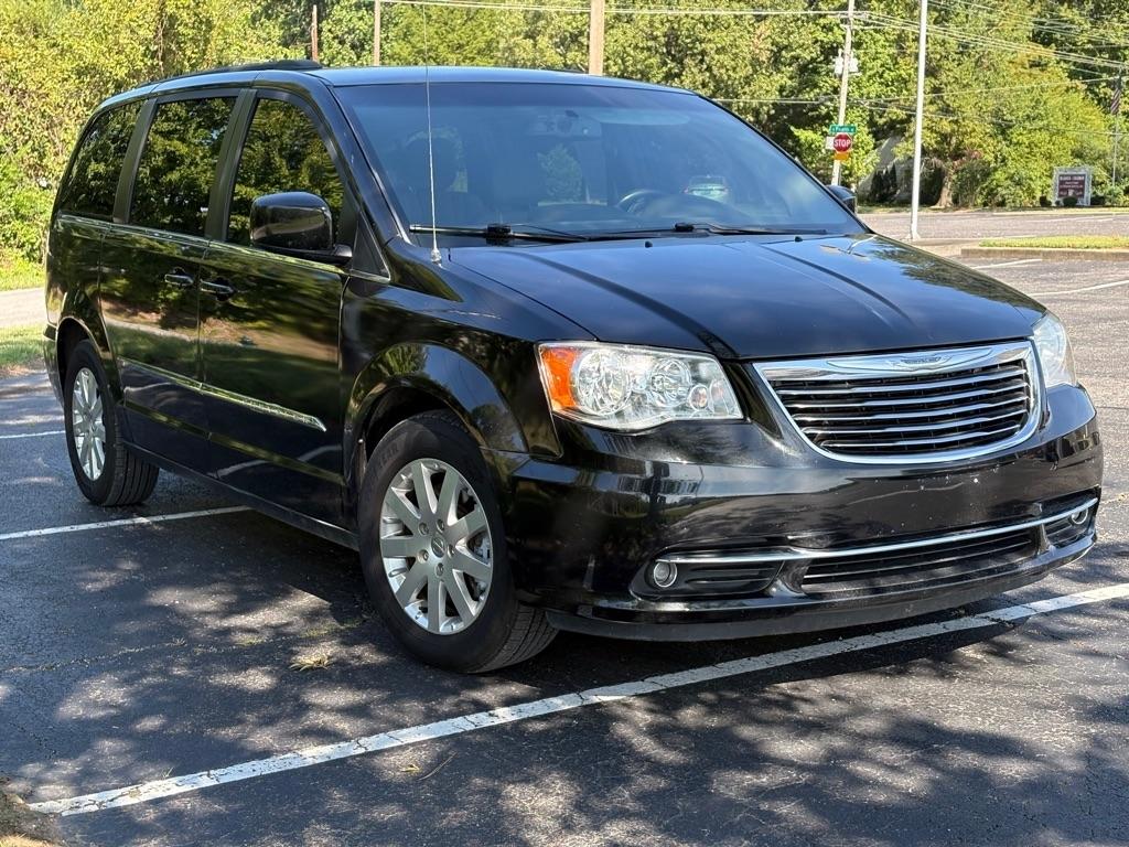 Chrysler Town & Country 4dr Wgn Touring 2013