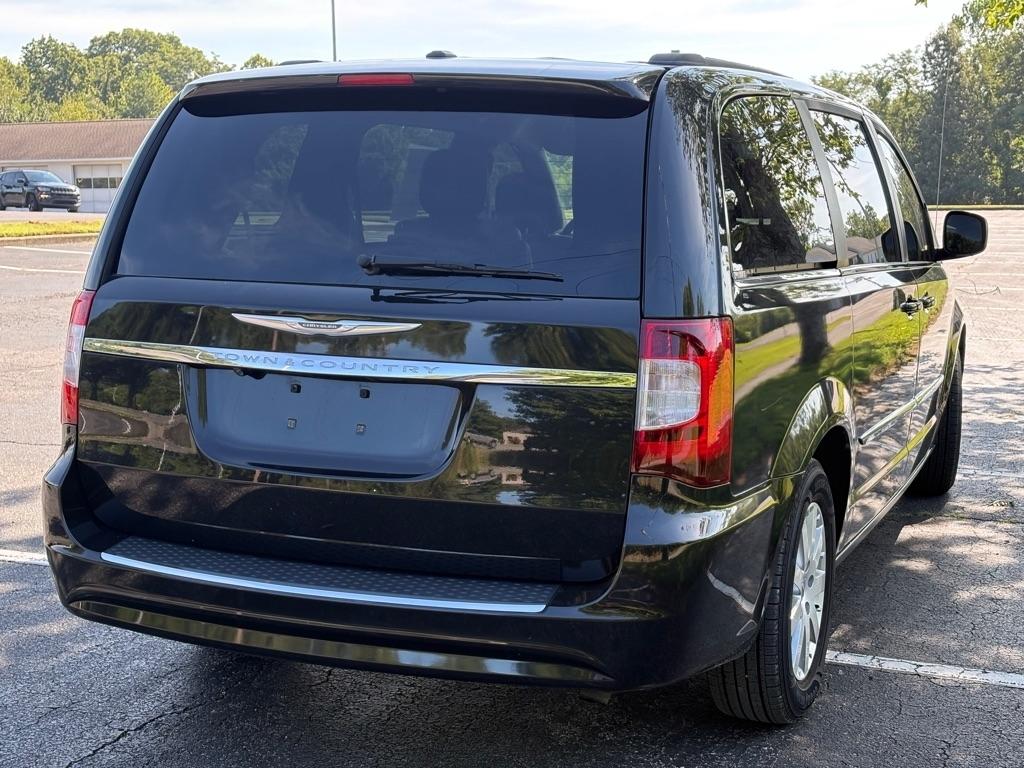 Chrysler Town & Country 4dr Wgn Touring 2013