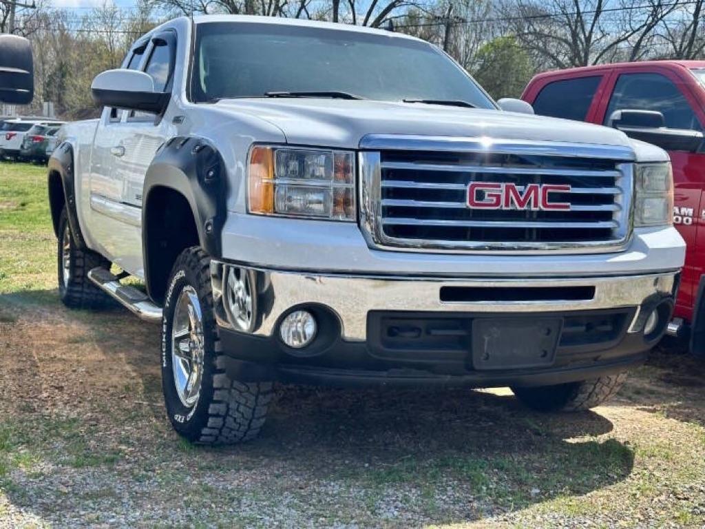 GMC Sierra 1500 4WD Ext Cab 143.5" SLT 2009