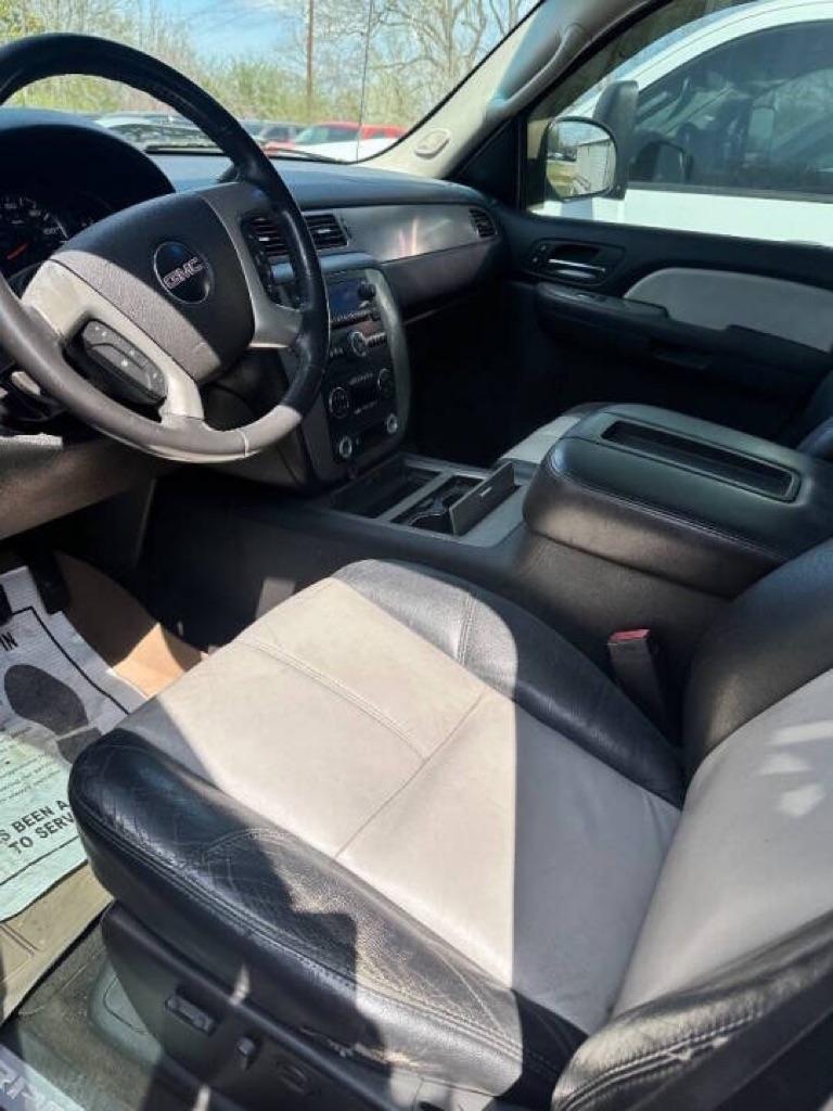 GMC Sierra 1500 4WD Ext Cab 143.5" SLT 2009