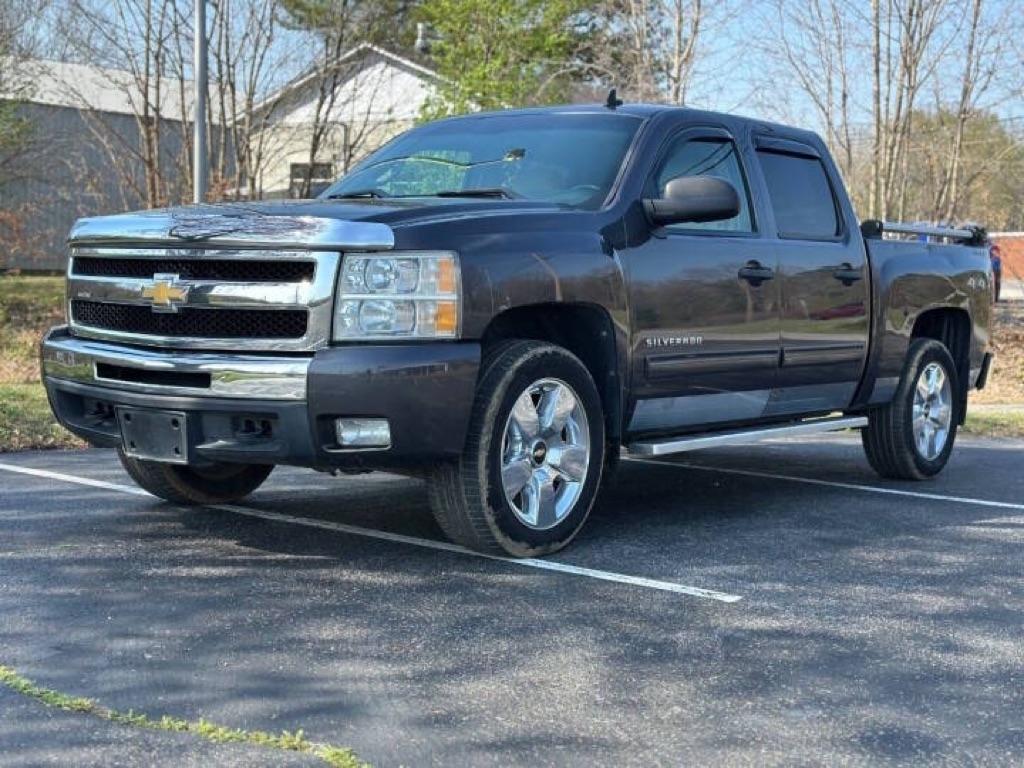2010 Chevrolet Silverado 1500 4WD Crew Cab 143.5" LT