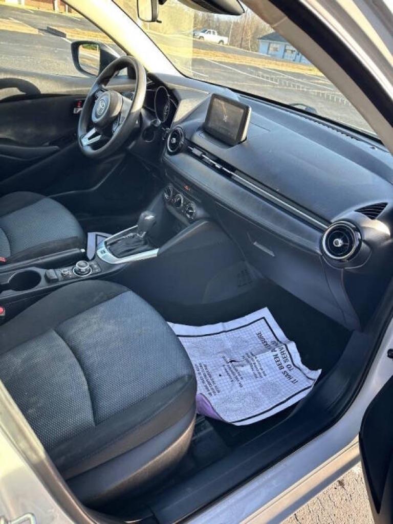 Toyota Yaris Sedan L Manual (Natl) 2019