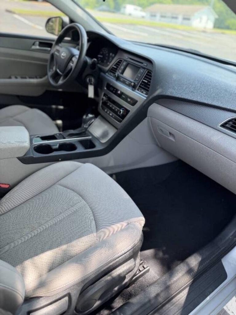 Hyundai Sonata 4dr Sdn 1.6T Eco 2015