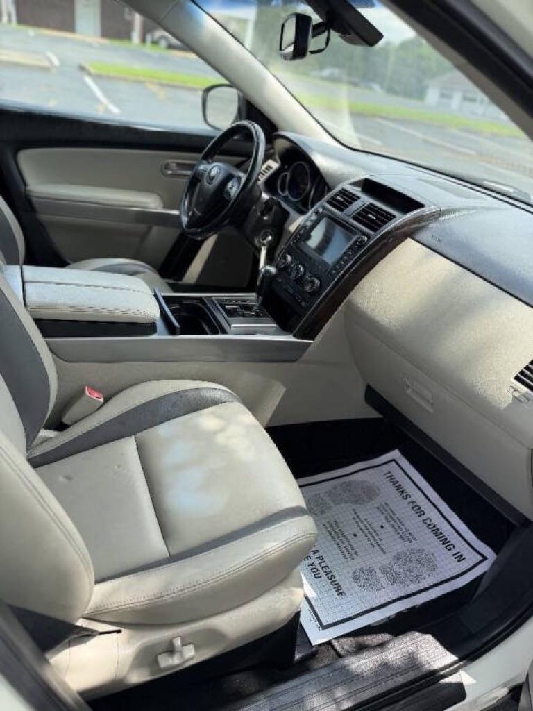 Mazda CX-9 AWD 4dr Grand Touring 2011