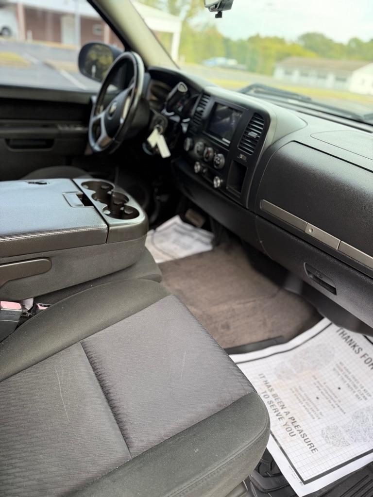 Chevrolet Silverado 1500 4WD Crew Cab 143.5" LT 2010