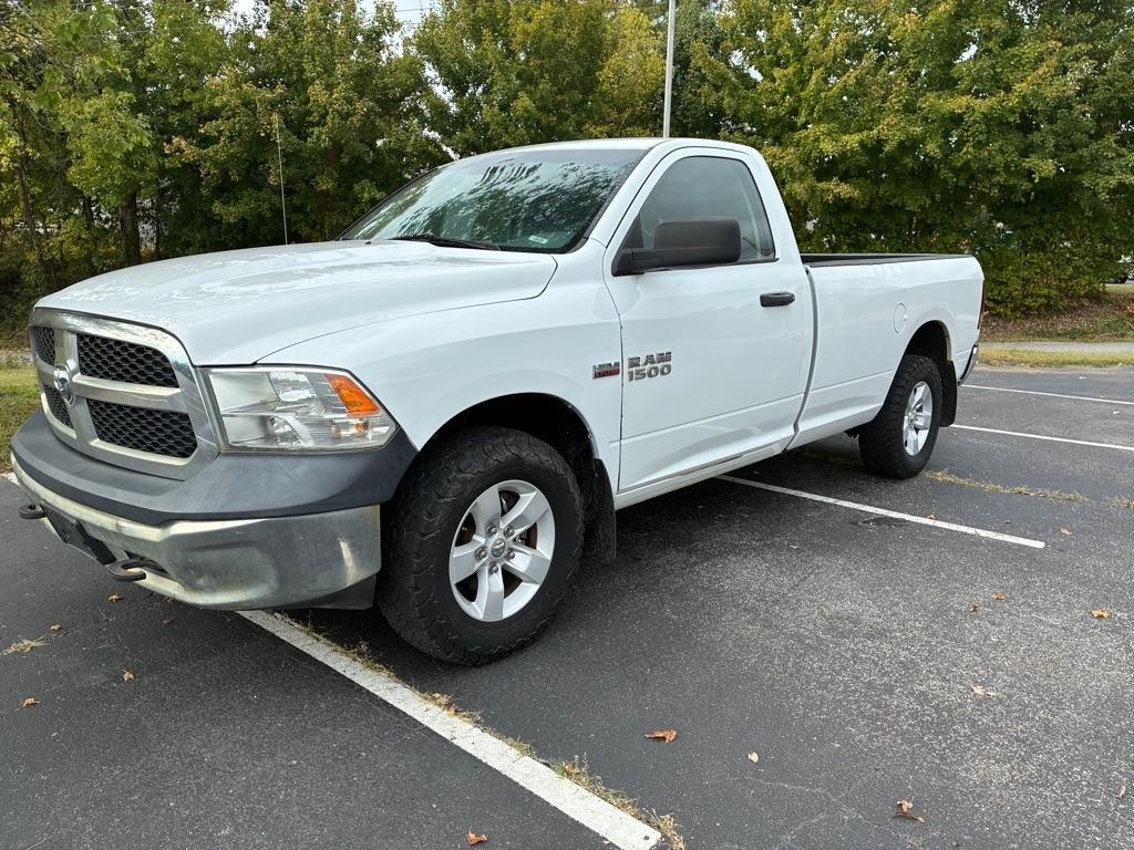 RAM 1500 4WD Reg Cab 140.5" Tradesman 2013