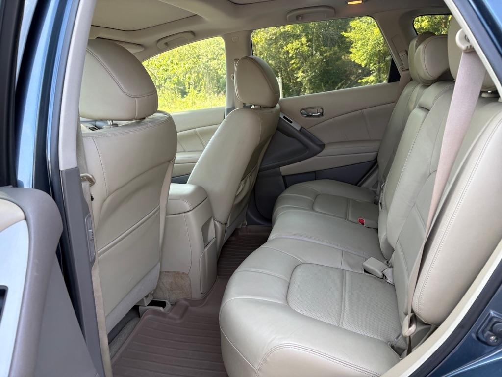 Nissan Murano 2WD 4dr SL 2011