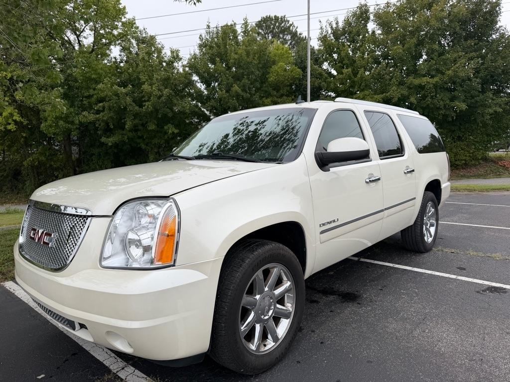 GMC Yukon XL AWD 4dr Denali 2014