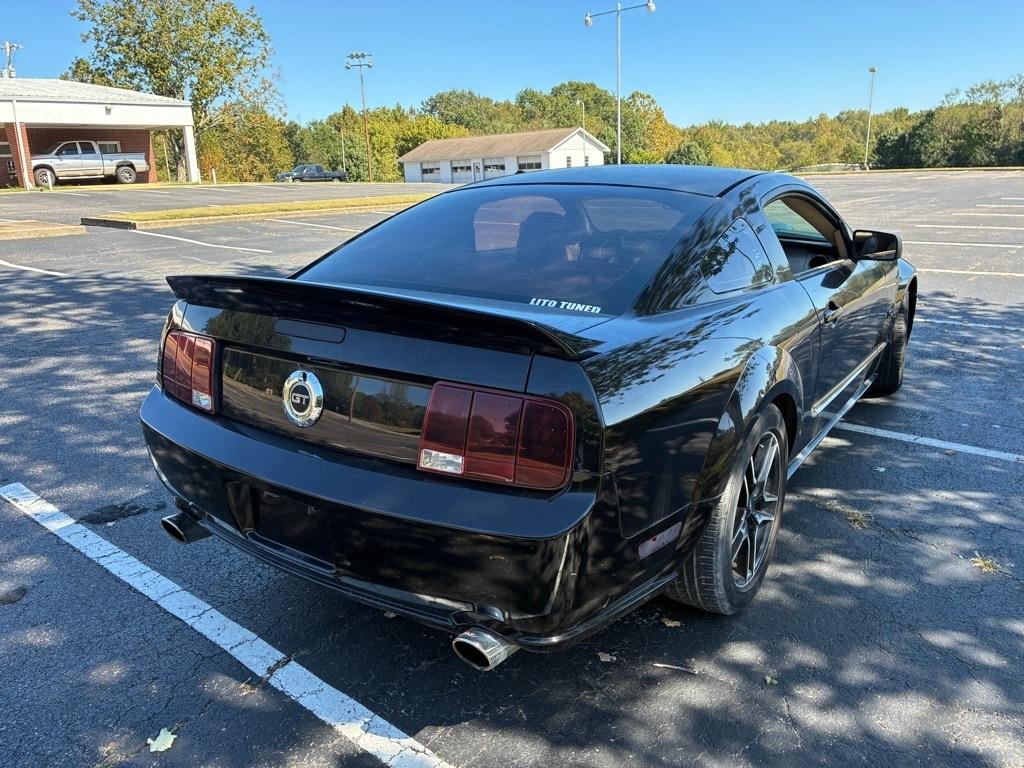 Ford Mustang 2dr Cpe GT Deluxe 2008