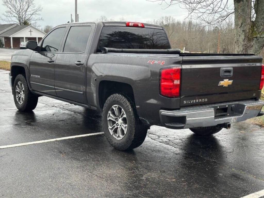 Chevrolet Silverado 1500 4WD Crew Cab 143.5" LT w/1LT 2015